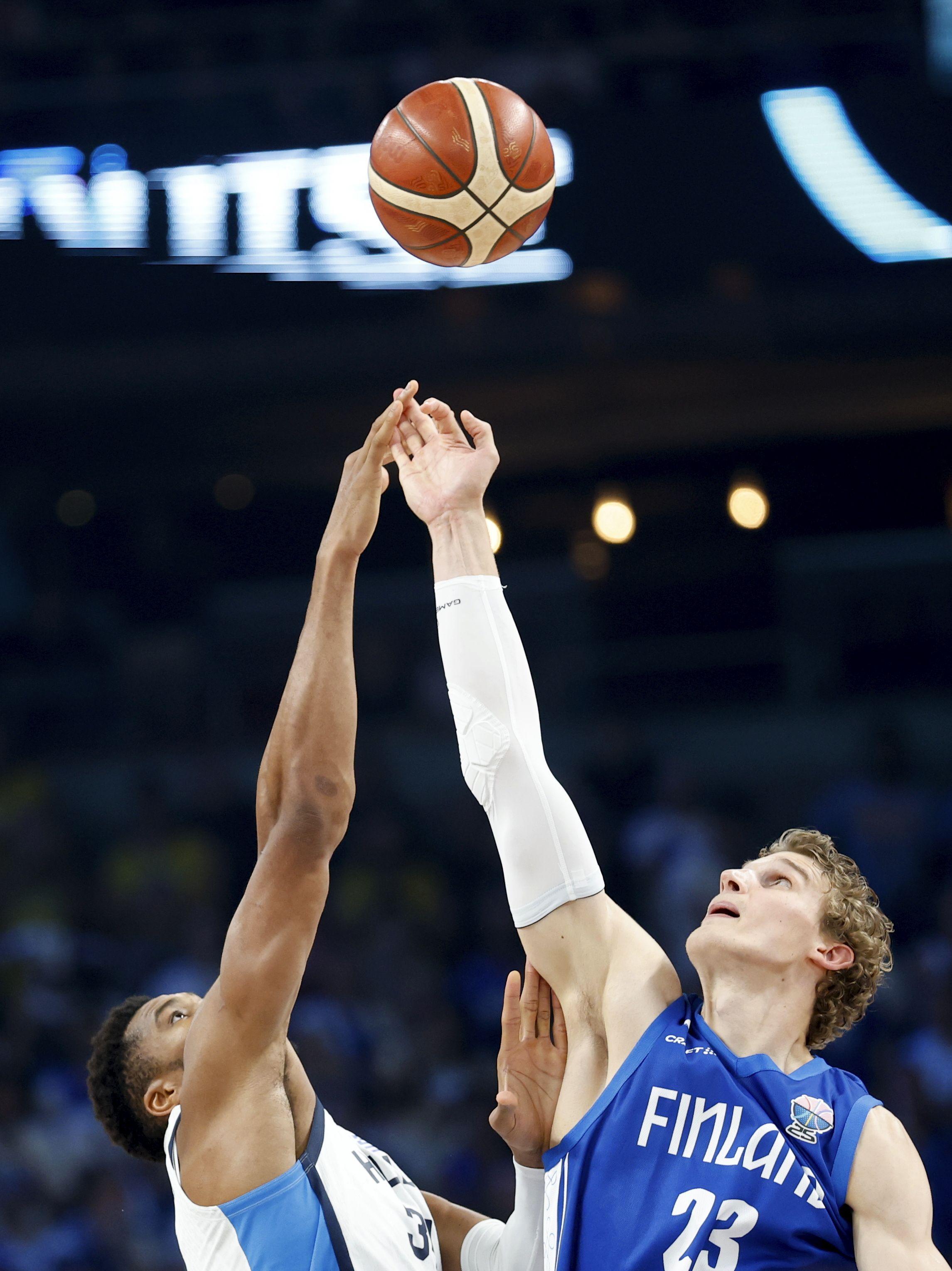 Umalo od gotovog veresija: Grcima bronza, Fincima kapa dole 3 Skok za loptu dve prve zvezde Grčke i Finske - Janisa Adetokumba i Laurija Markanena