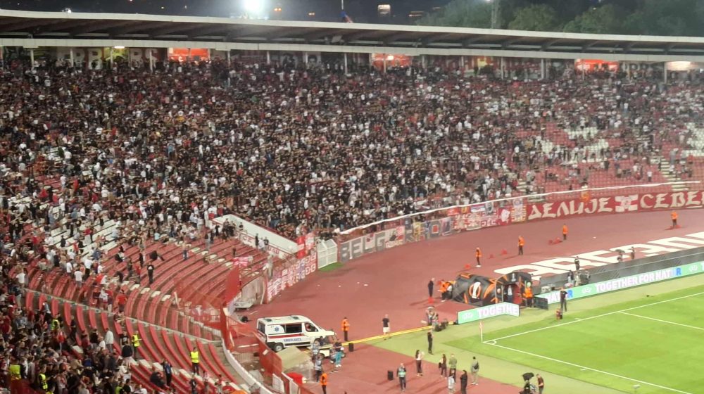 "Mitingaši" zamenjuju navijače 1