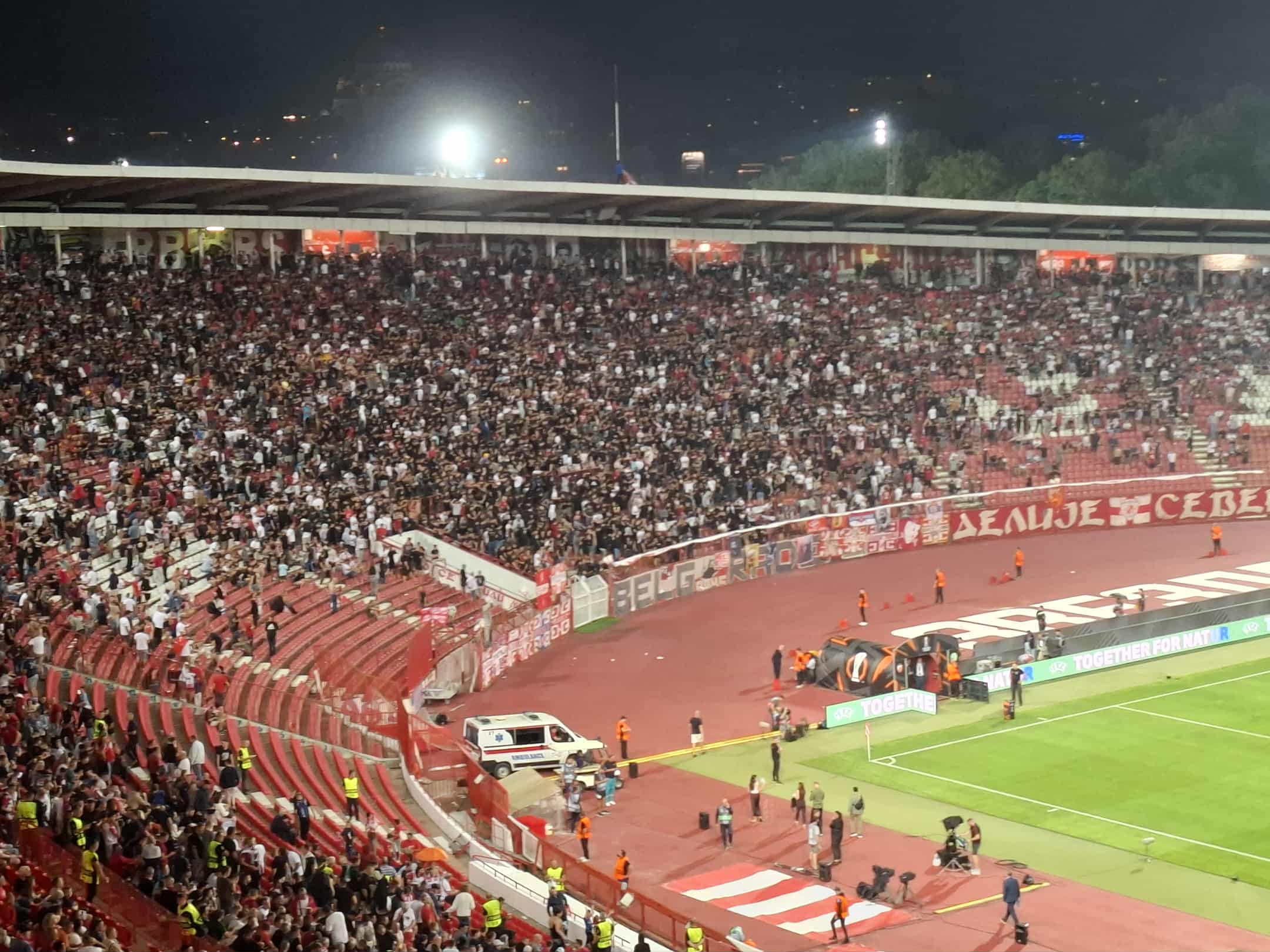 Navijači Zvezde spremni: I Seltik će imati veliku podršku (FOTO) 3 Navijači Zvezde spremni: I Seltik će imati veliku podršku (FOTO) 3