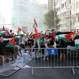 Propalestinski demonstranti prekinuli biciklističku trku u Madridu 10