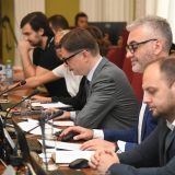 Odbor Skupštine Srbije za administrativno-budžetska pitanja odbio zahtev poslanika opozicije za ostvarivanje prava na zakup stana 6