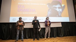 Glavnu nagradu žirija na jubilarnom izdanju festivala muzičkih dokumentaraca Dok’n’Ritam dobio je film „U paklu sa Ivom“ rediteljke Kristine Nikolove Dalio, opisan kao najupečatljivije i najosobenije ostvarenje u selekciji.