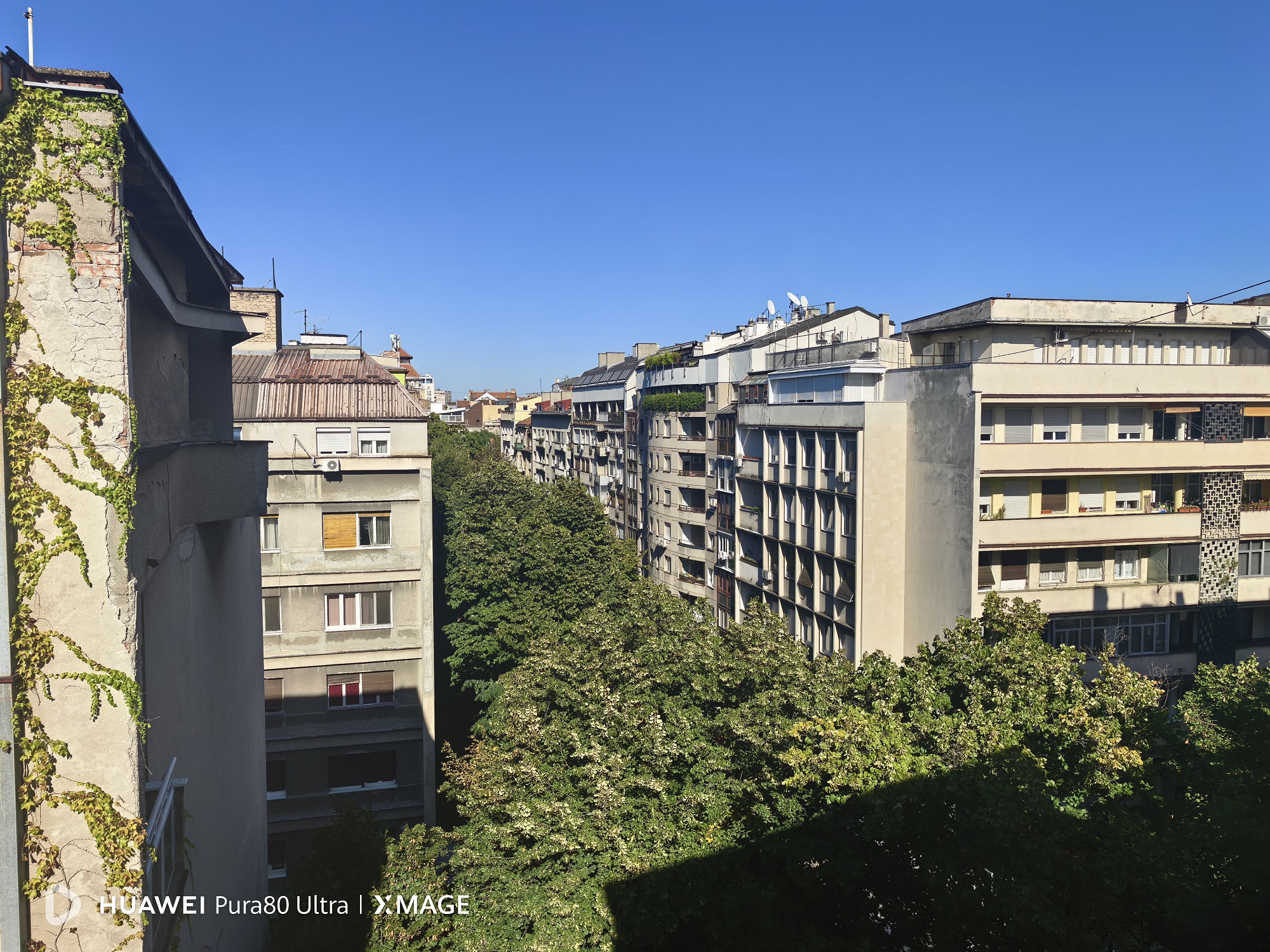 Od svetlosti do slike: Šta sve staje u jedan kadar novog Huawei Pura 80 Ultra telefona 6