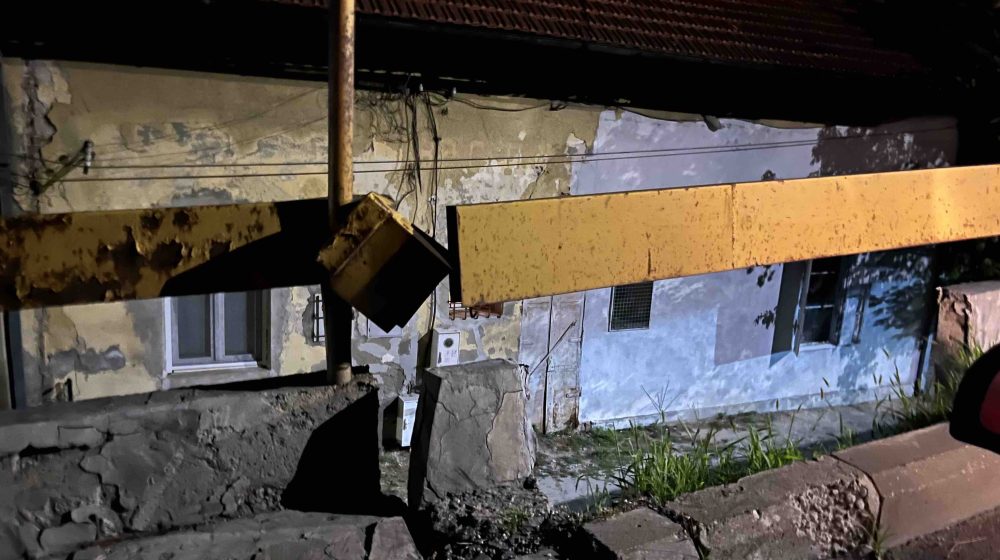 Nadvožnjak „Gazela” u Kragujevcu nije bezbedan, po ko zna koji put, upozoravaju zborovi građana 1