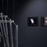 Uzbudljiv svet “S one strane ogledala” Odil Dek: Izložba čuvene francuske arhitektkinje u Galeriji DOTS 6