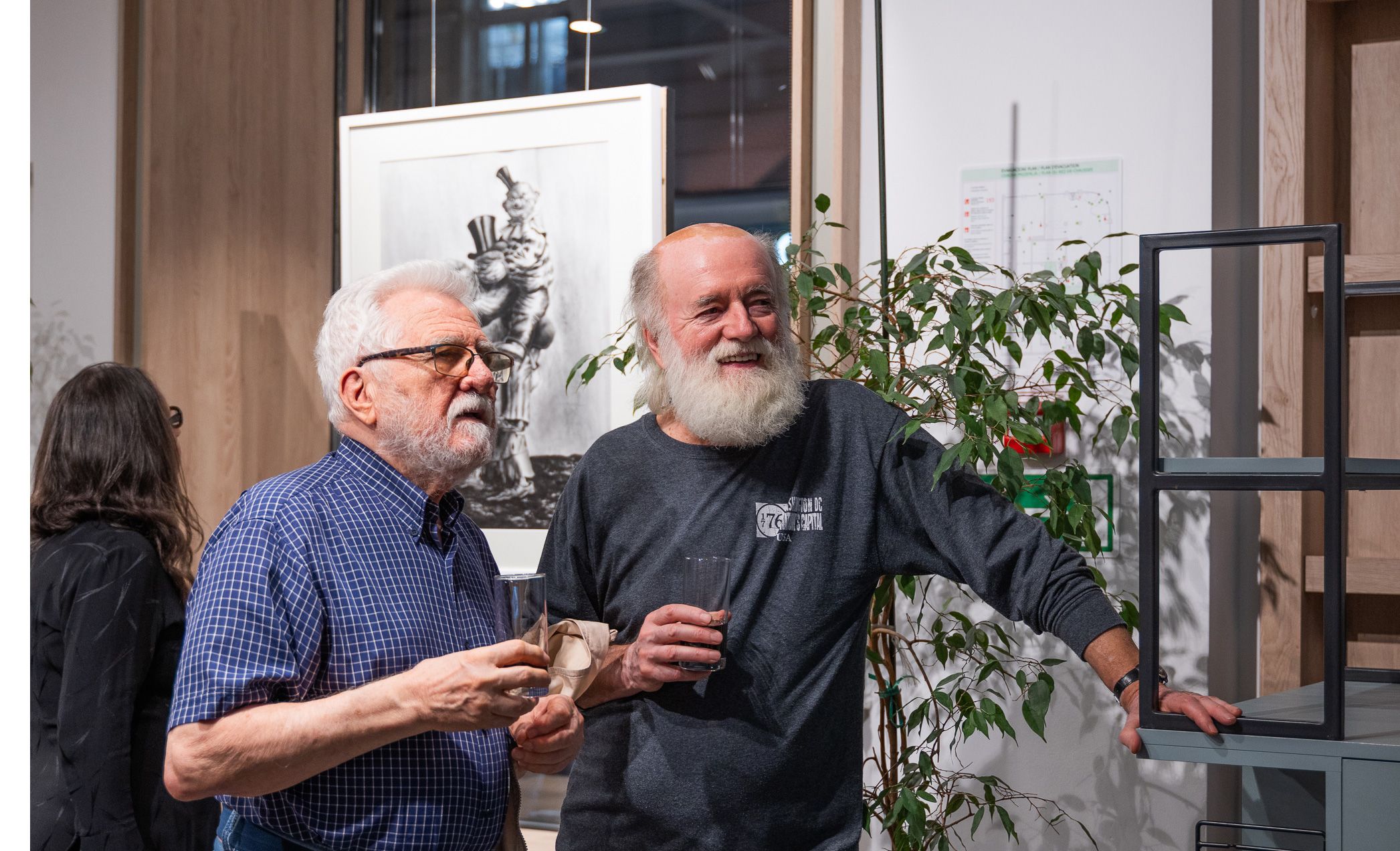 Simbolična poruka o vremenu u kojem živimo: U Francuskom institutu otvorena izložba „30 godina Galerije Haos, 3 decenije saradnje“ 3 Simbolična poruka o vremenu u kojem živimo: U Francuskom institutu otvorena izložba „30 godina Galerije Haos, 3 decenije saradnje“ 3