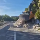 Put Cetinje-Budva i danas zatvoren zbog odrona (VIDEO) 1