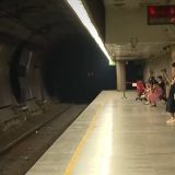 Putnički voz više od tri sata zaglavljen u tunelu kod stanice "Vukov spomenik" 5