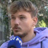 Student DIF-a u Novom Sadu: Kolega ostao u zgradi fakulteta, pokušavaju da otvore vrata, dekan Drid i policija da ga mirno puste 14