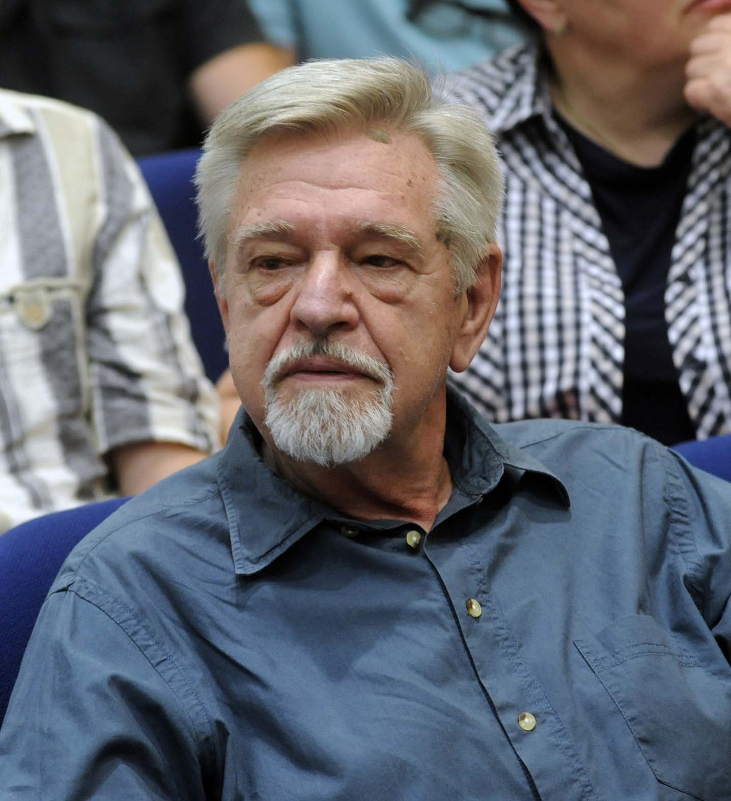 Od Đilasovih pudlica do Vučićeve lažne opozicije 2