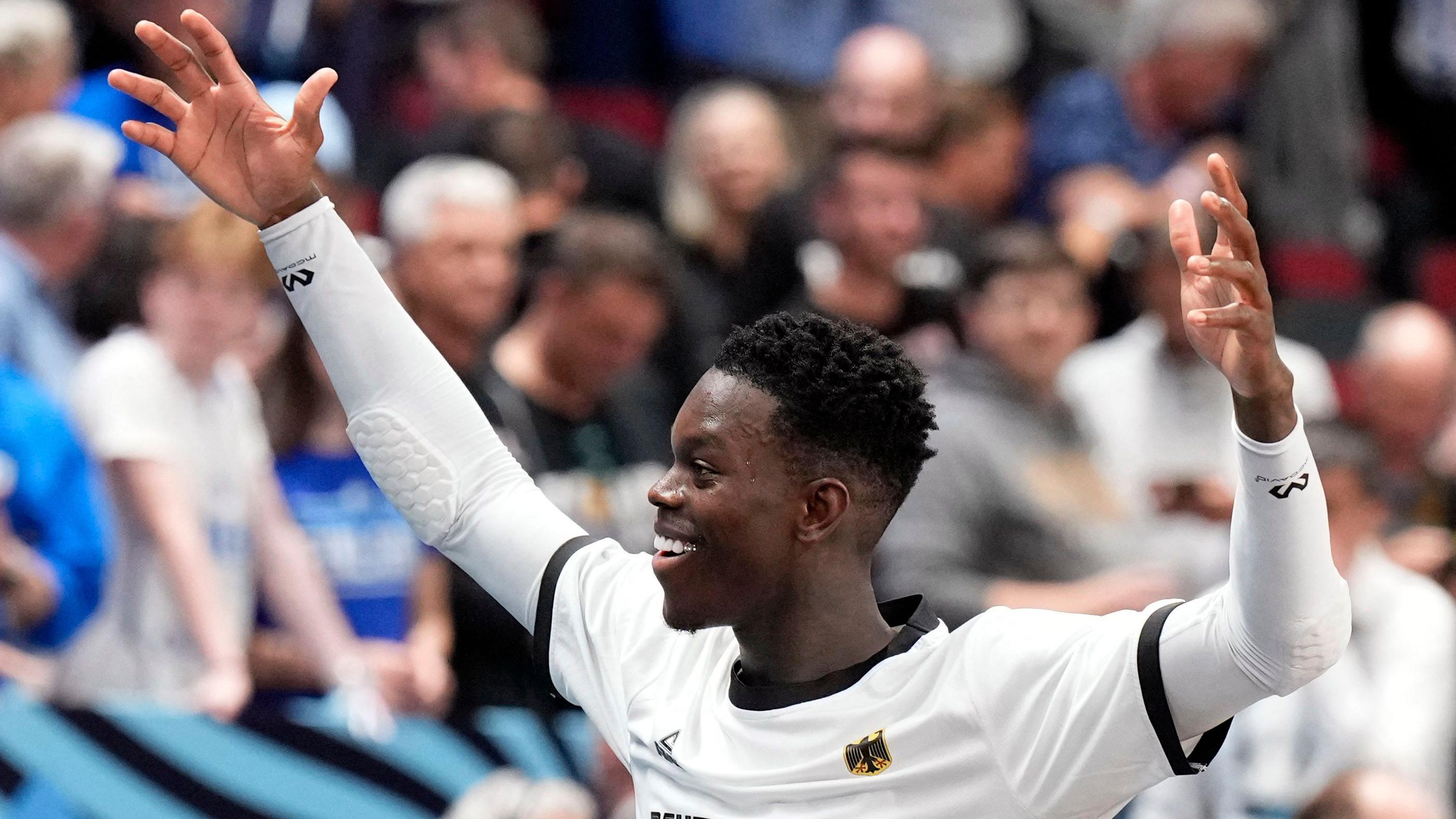 Finale Evrobasketa: Turska samouverenost ili nemački kontinuitet 3 Denis Šruder