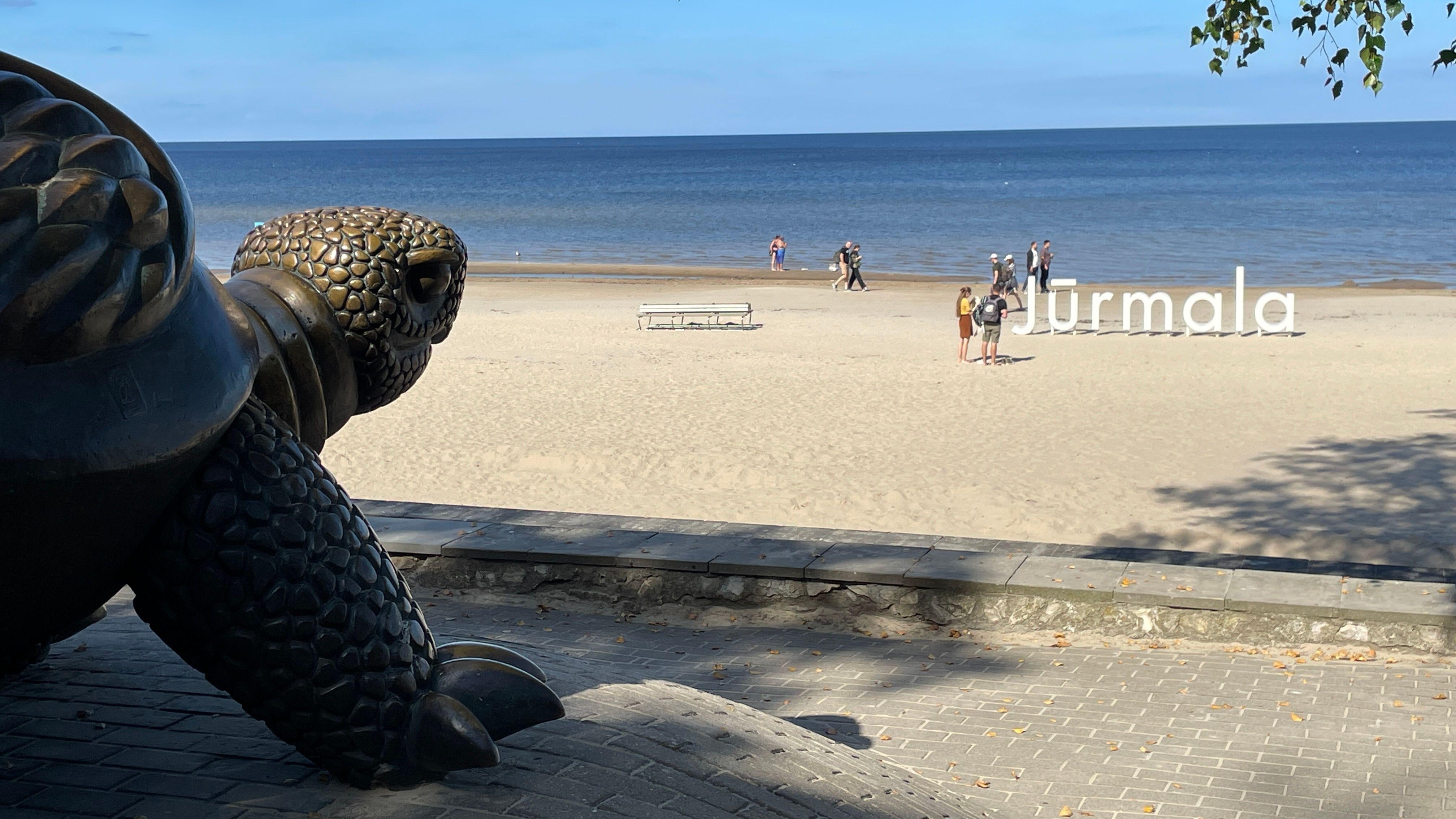 Razglednica Rige: Secesija, zaliv i pijaca 12 U Jurmali živi više od 50.000 stanovnika i nalazi se oko 25 kilometara od Rige