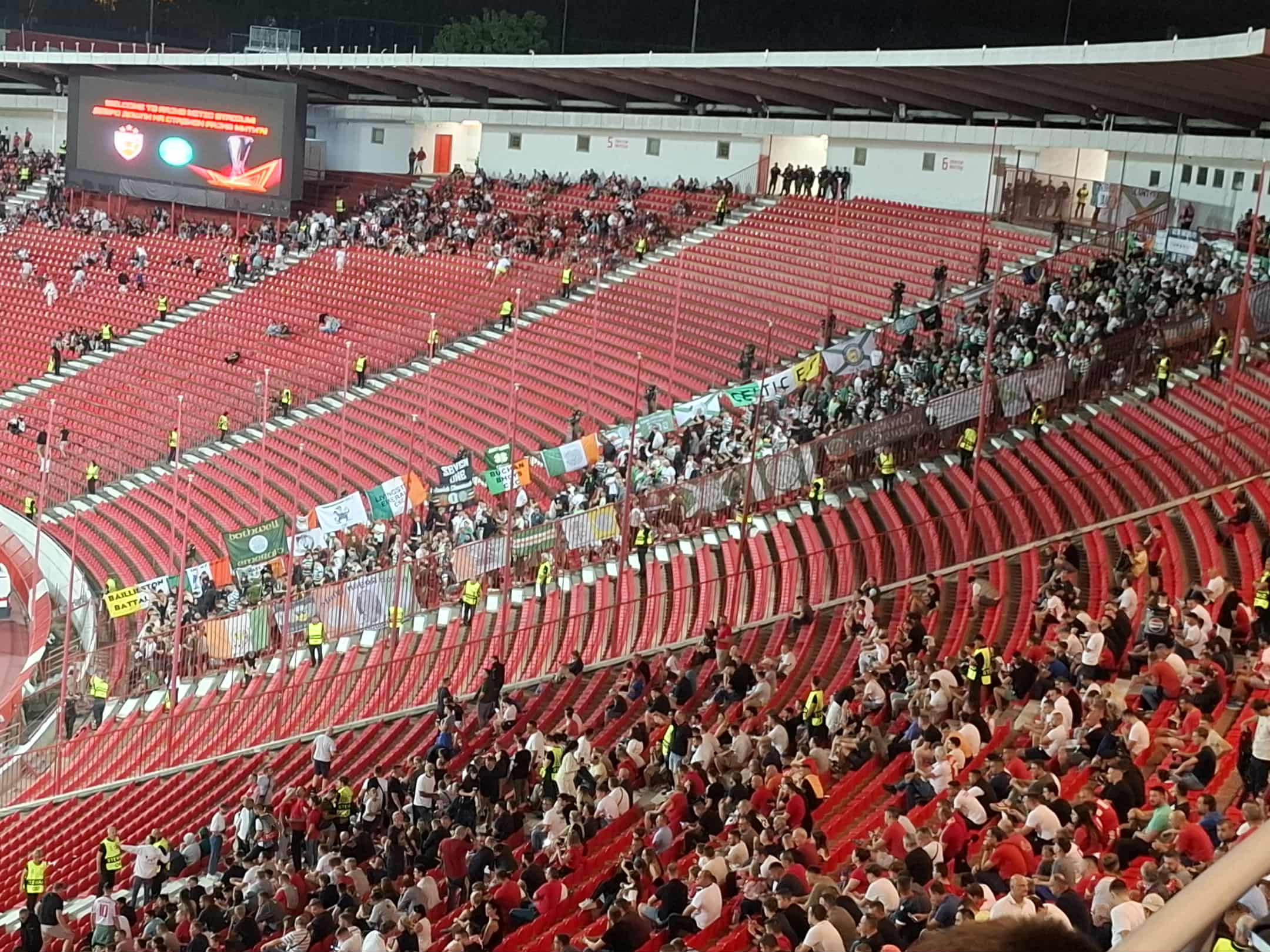 Navijači Zvezde spremni: I Seltik će imati veliku podršku (FOTO) 2 Navijači Zvezde spremni: I Seltik će imati veliku podršku (FOTO) 2