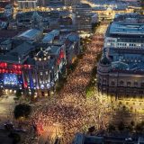 Šetnje, tišina i bele ruže: U Srbiji obeleženo deset meseci od pada nadstrešnice u Novom Sadu 7