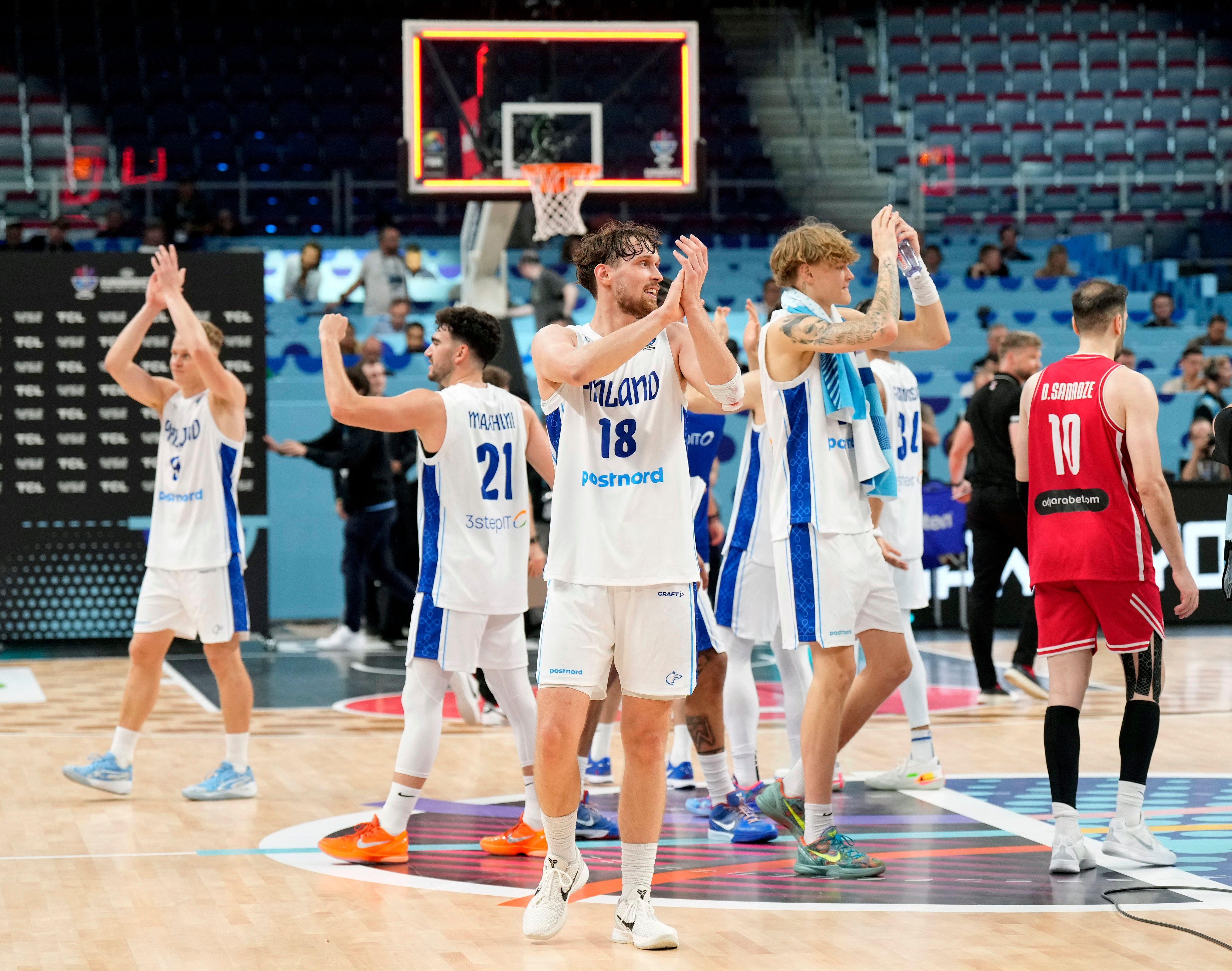 Dončićevih 39 poena malo, Tristanova trojka sa pola terena presudna: Nemci idu u polufinale Evrobasketa 4 Finski igrači slave