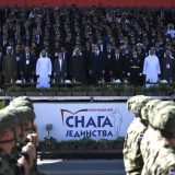 Studenti o vojnoj paradi: Po čijem naređenju nas je kordon policije juče opkolio? 5