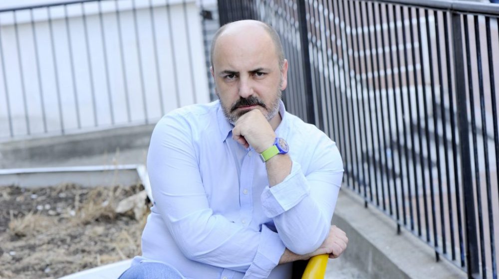 Kokan Mladenović: Nasilje i sunovrat može da zaustavi generalni štrajk u svim strukturama, uključujući i vojsku i policiju 1