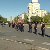 Građane i studete opkolila policija ispred redakcije Nova.rs: Održano 16 minuta tišine 8