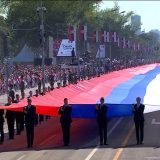 Kako je srpska trobojka postala zastava duginih boja – greška ili poruka? 4