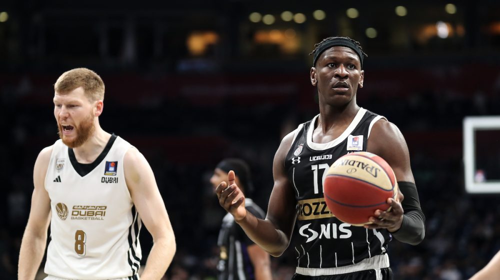 Davis Bertans i Isak Bonga, Dubai - Partizan