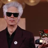 Zlatni lav za film Džima Džarmuša Otac, majka, sestra, brat na Venecijanskom filmskom festivalu 5