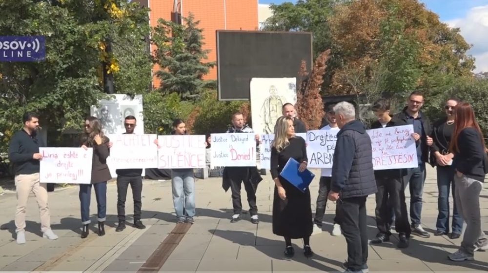 Protest u Prištini, okupljeni traže oslobađanje bivšeg policajca iz pritvora u Srbiji 1