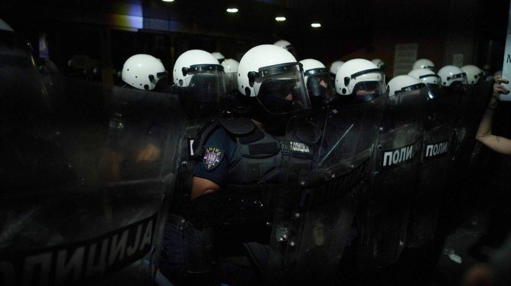 policija na protestu u Novom Sadu
