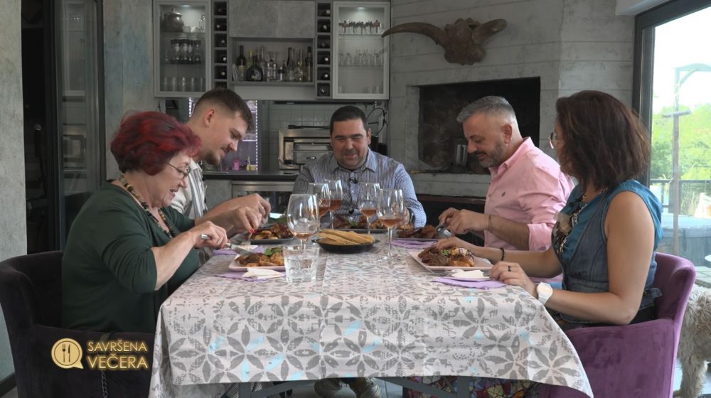 Večeras počinje nova sezona „Savršene večere“ na TV Nova: Ove nedelje pet poznatih lica u novim kulinarskim borbama 1