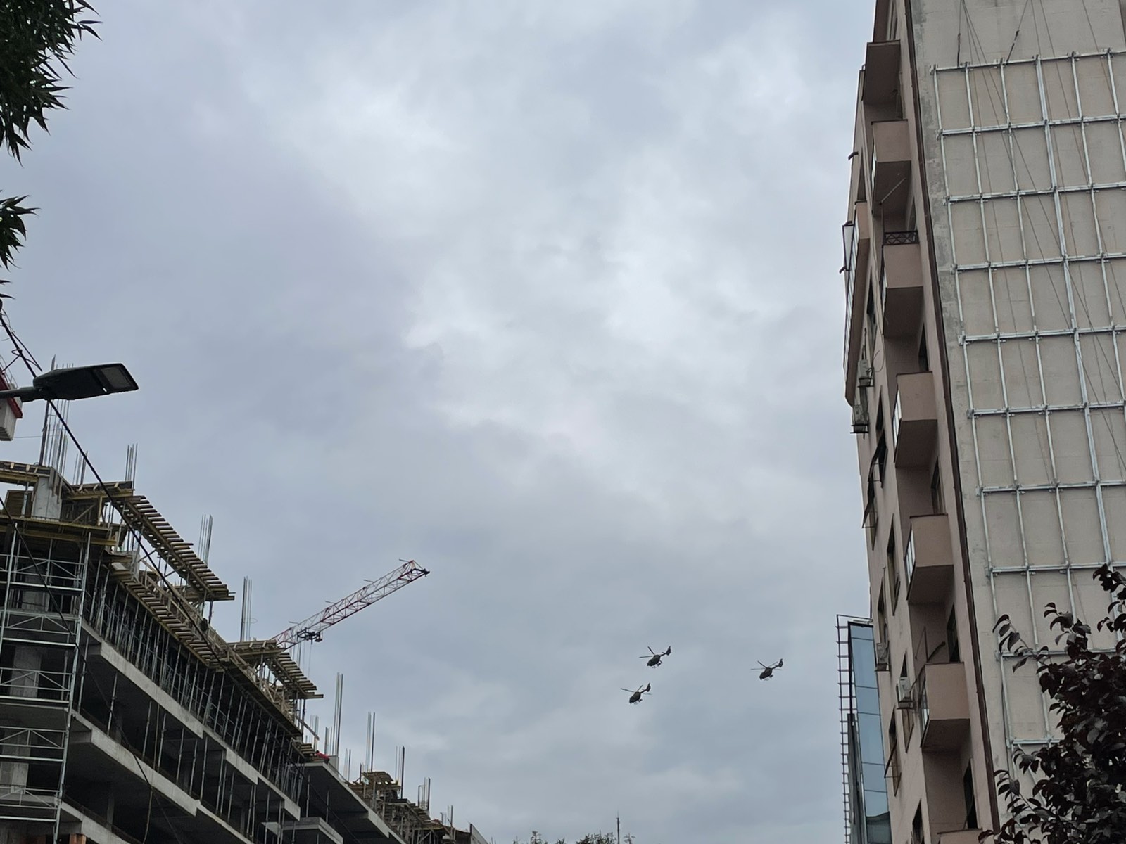 Avioni, helikopteri/ Vojna Parada