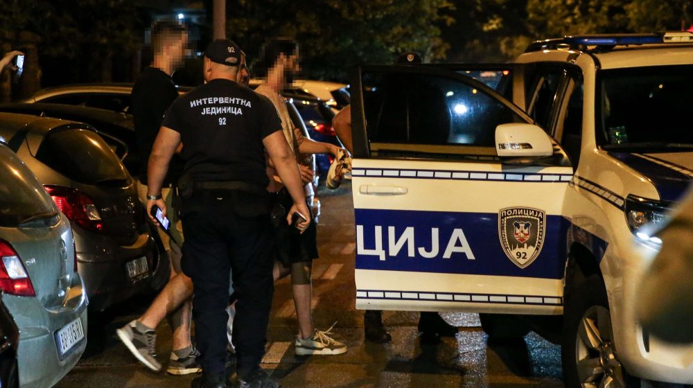 MUP: Uhapšen maloletnih u Beogradu kod koga je pronađena ručna bomba 11