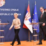 Briši, briši suze s lica, stiže naša Ursulica 10