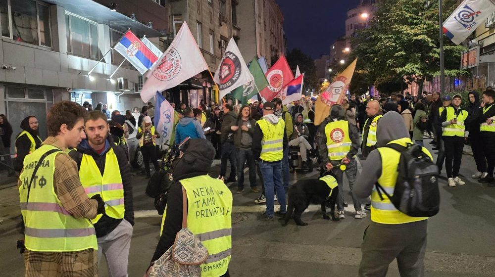 "Svi u zborove!": Poziv građanima na okupljanje 1