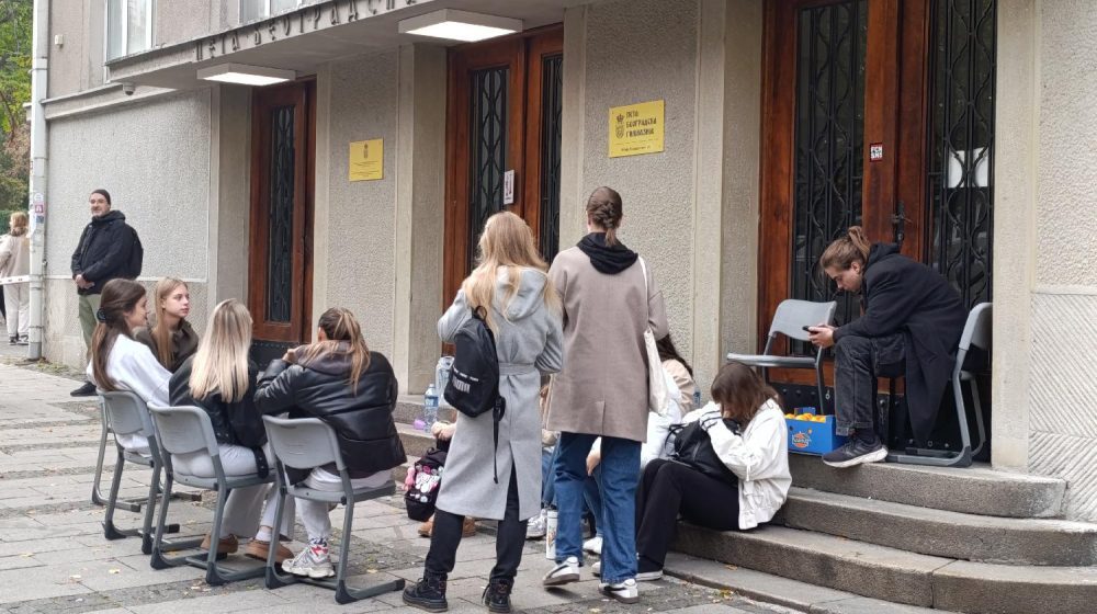 Zašto je vlasti važna Danka Nešović, direktorka Pete beogradske gimnazije? 1