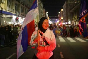 Heroine i heroji studentskog „pohoda“ na Novi Sad, uoči godišnjice od pada nadstrešnice na tamošnjoj železničkoj stanici i komemorativnog skupa, apsolutno su studentkinje i studenti iz Novog Pazara. Oni hodaju više od 400 kilometara, punih 16 dana.