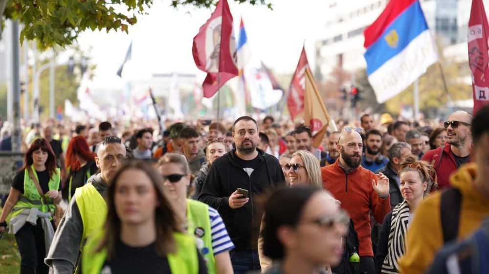 Studenti iz Subotice nastavljaju pešačenje do Novog Sada: Večeras stižu u Vrbas 1