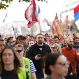 Studenti iz Subotice nastavljaju pešačenje do Novog Sada: Večeras stižu u Vrbas 8