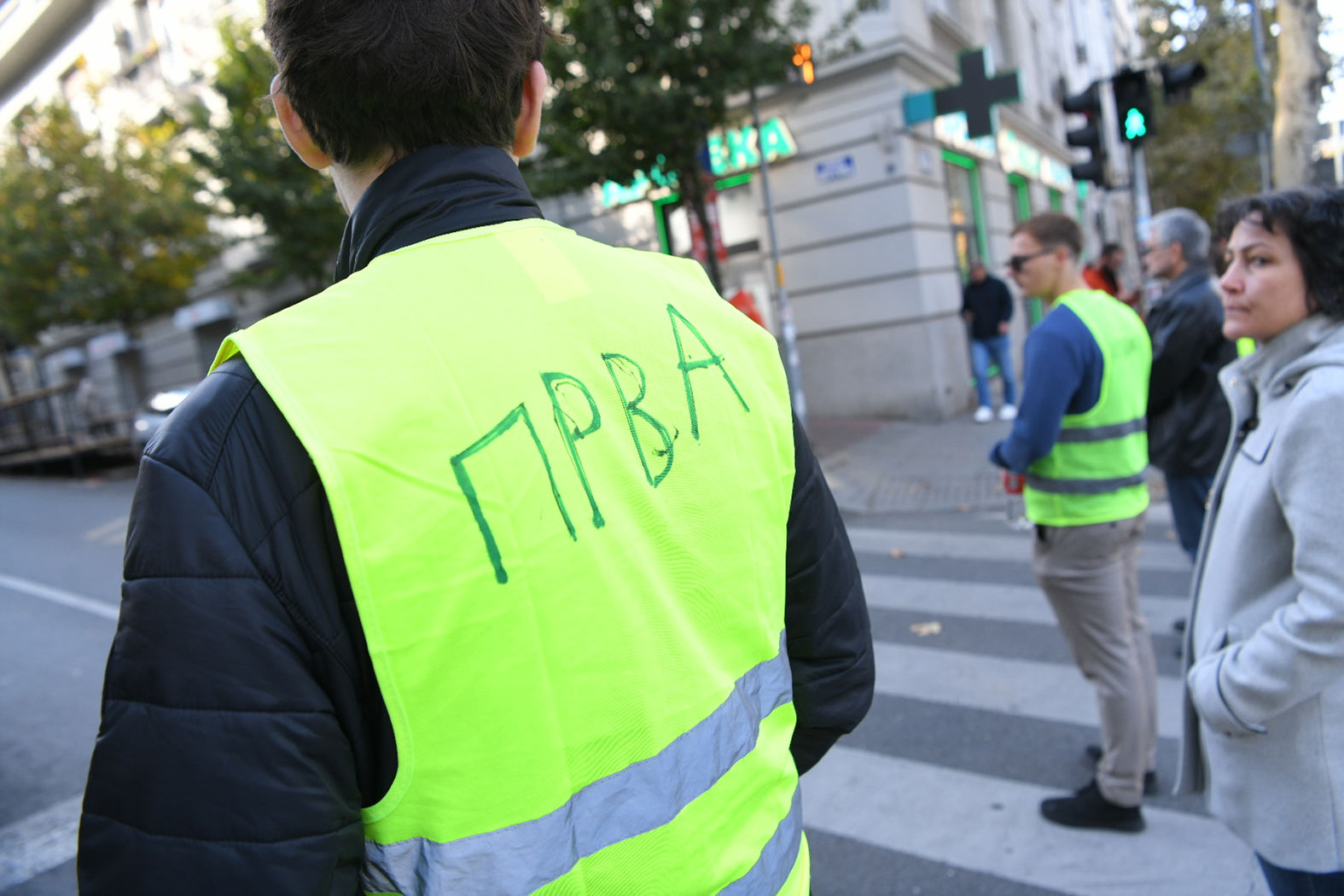 Učenici Prve beogradske gimnazije pridružili su se blokadi ispred Pete gimnazije 2