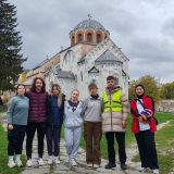 “Nemam više, ali ovo vam je od mene”: Studenti iz Novog Pazara opisuju noćenje u Studenici i jedan dirljiv susret 12