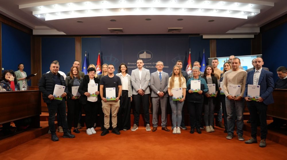 Uručena rešenja za prvih 19 traktora iz IPARD III programa EU 1