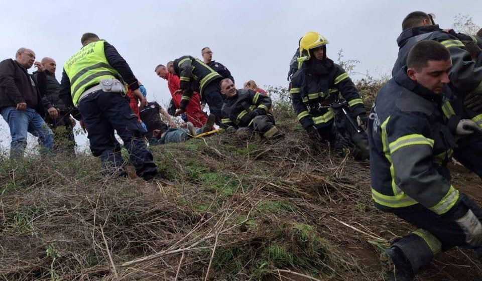 Direktor Opšte bolnice u Sremskoj Mitrovici o stanju povređenih nakon teške saobraćajne nesreće 1 Direktor Opšte bolnice u Sremskoj Mitrovici o stanju povređenih nakon teške saobraćajne nesreće 1
