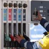 "Nestašice koje nijedna propaganda ne može prikriti": Putin je uzdignut na nafti i gasu, da li će pasti na benzinskoj pumpi? 5