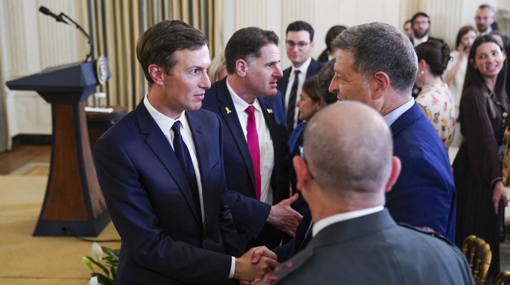 Trampov zet od zgrade Generalštaba u Beogradu došao do Gaze: Zašto je Džared Kušner na pregovorima Hamasa i Izraela? 1