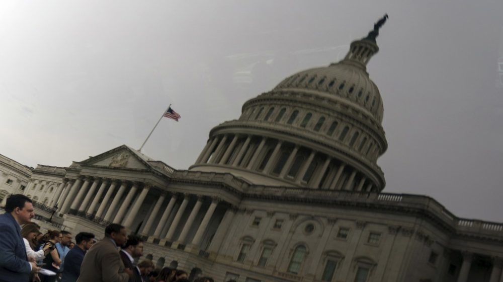 Američka vlada blokirana: Stotine hiljada radnika na neplaćenom odsustvu 1