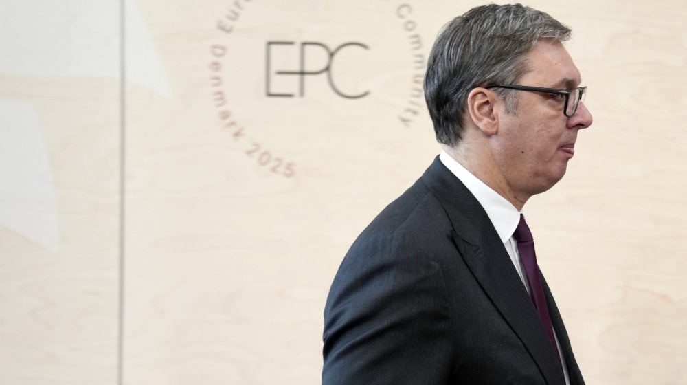 Vučić poručio institucijama koje ne drže podatke u državnom data centru: Bićete pohapšeni ako dođe do sajber napada 1