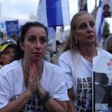 Tramp u Izraelu, Hamas oslobodio svih 20 živih talaca, među njima izraelsko-srpski državljanin: Izrael najavio da će osloboditi 250 palestinskih zatvorenika (VIDEO) 5