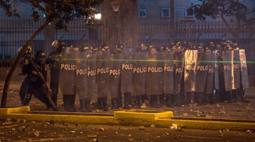 Talas nasilja, vlada uvodi vanredno stanje: Šta se dešava u Peruu? 1