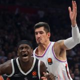 Bivši as Partizana o incidentima u Areni: "Ozbiljna smo kost u grlu vlasti, samo se ovde čuju povici protiv režima" 4