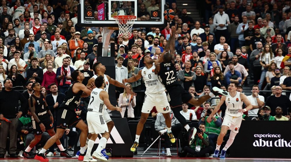 (VIDEO) Ajzea Majk u meču života srušio Real 1