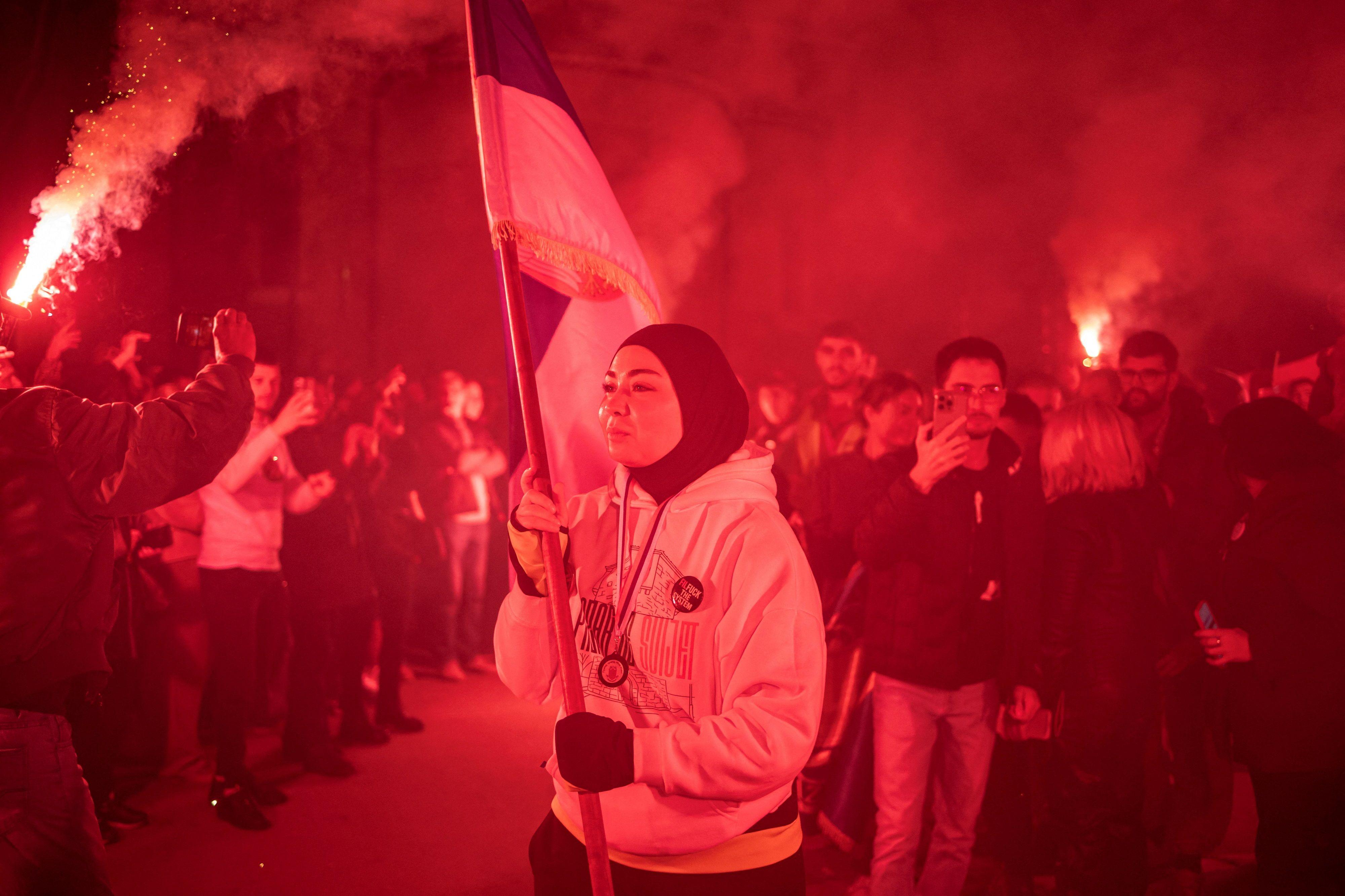 Moj dnevnik protesta: Koliko se Srbija promenila za godinu dana 5 Studentkinja iz Novog Pazara na putu ka Novom Sadu
