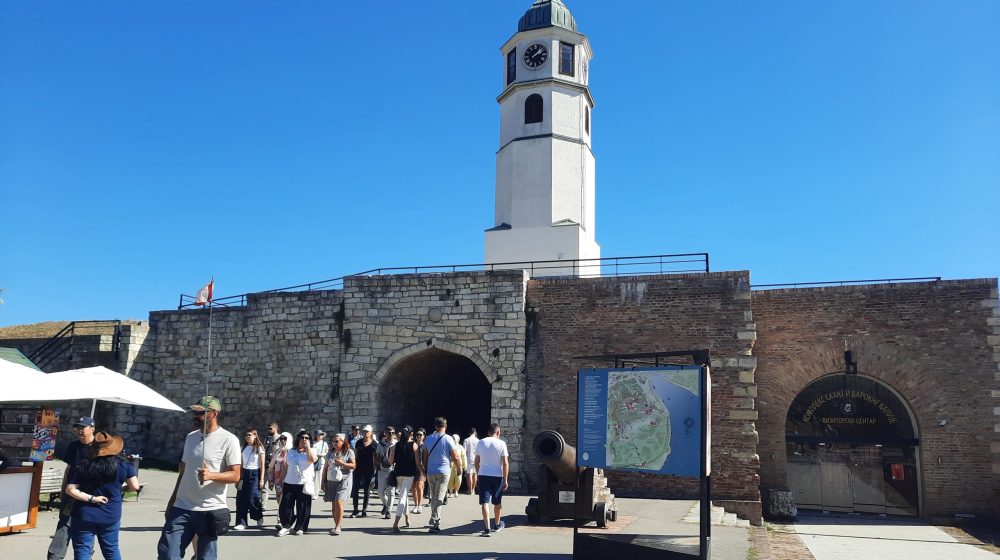 Džeparoši na Kalemegdanu napadaju turiste: Turistički vodič upozorava kako da ih primetite 1